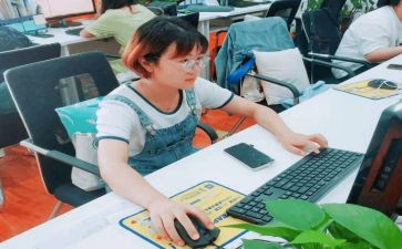 年度考核编辑个人总结7篇