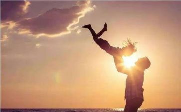 《长大后我就成了你》的作文5篇