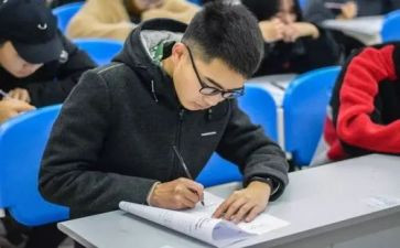 聘初级教师的个人总结8篇