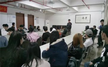 简短副班主任周工作总结8篇