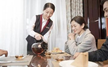 服务工作总结范文100推荐7篇