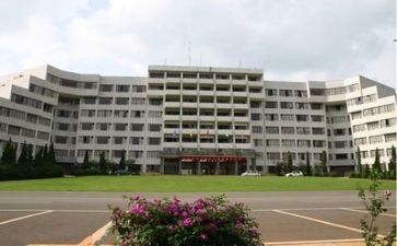 高校教师的个人总结2022精选7篇