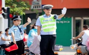 交警月工作总结7篇