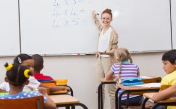 幼儿教师中班下学期个人总结7篇