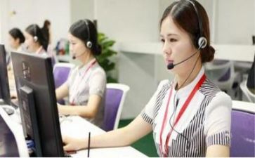 客服员年终个人总结7篇