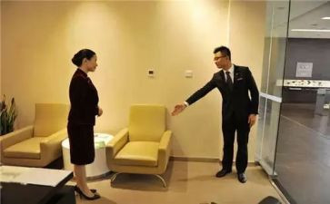 中心以客户为中心心得体会6篇