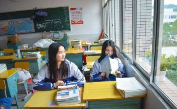 我的男同桌作文600字初中作文8篇