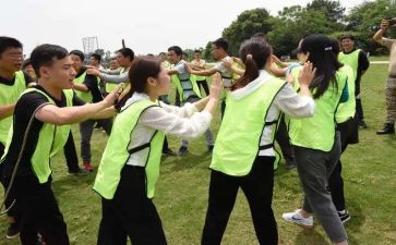 幼儿园教师拓展活动的总结5篇