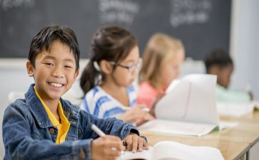 年级长学生工作总结7篇