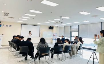 教师培训学校年度总结范文6篇