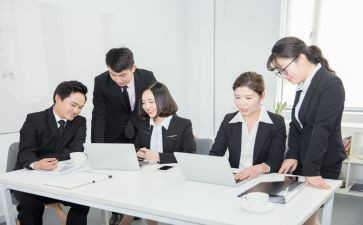 银行职员季工作总结8篇