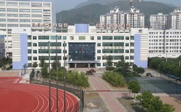 中专毕业生自我总结范文6篇