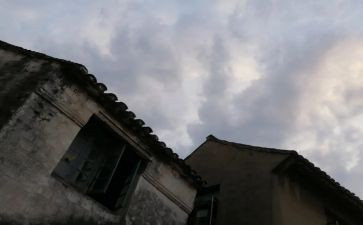 走过春走过秋作文7篇
